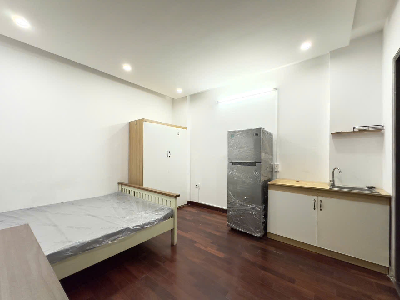 [005595]VCSTUSK-NM03