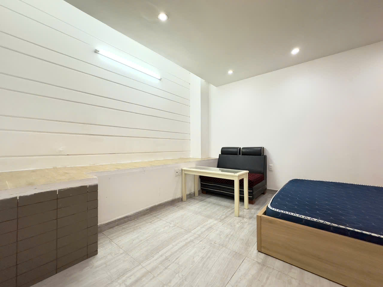 [005625]VCSTUSK-NM06