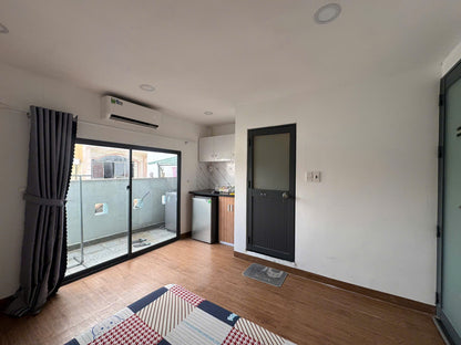 [004215]DLSTUBC-NM01