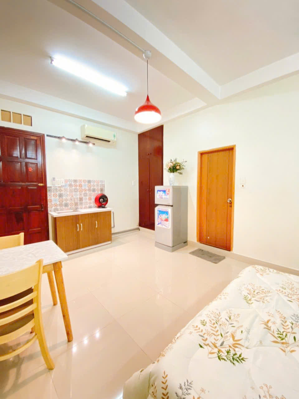 [004245]BGSTUST-NM01