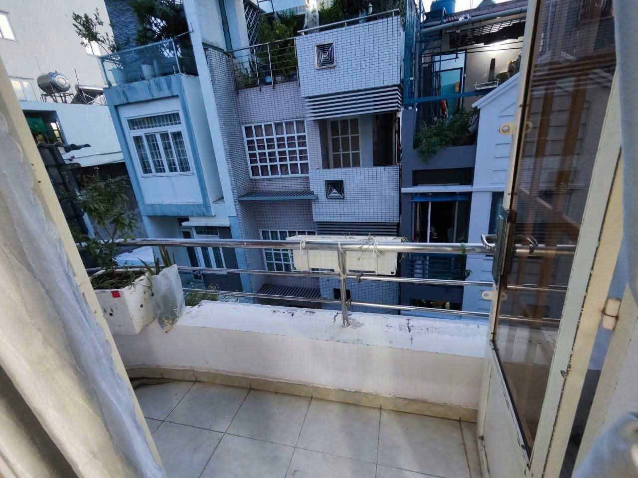 [004265]PVHSTUBC-NM01