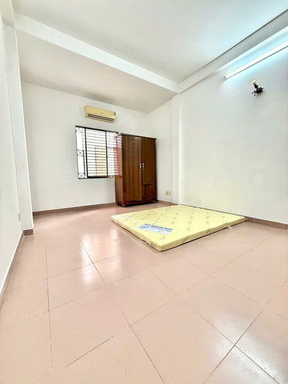 [004635]QVTSTUSK-NM02