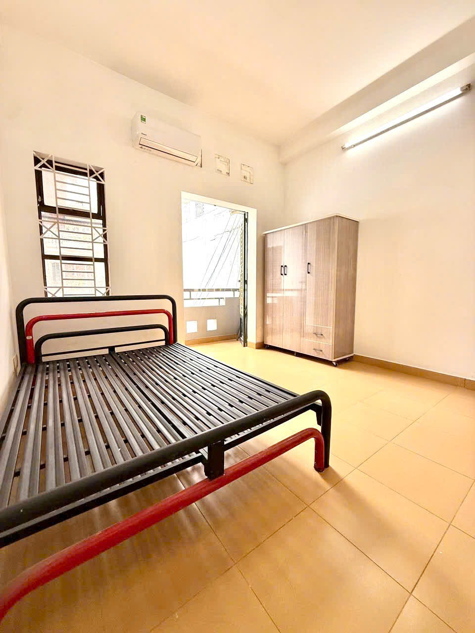 [004645]QVTSTUBC-NM03