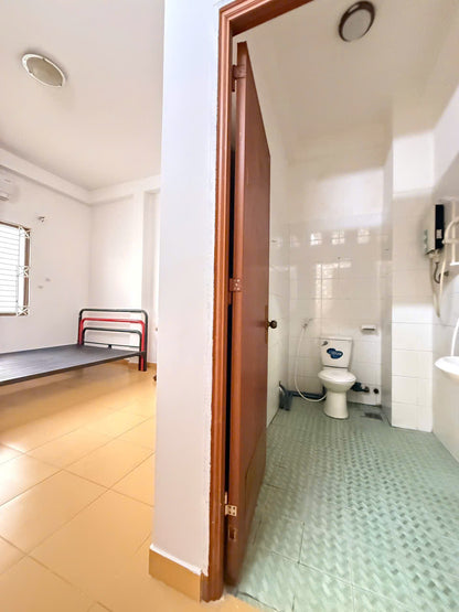 [004655]QVTSTUSK-NM04