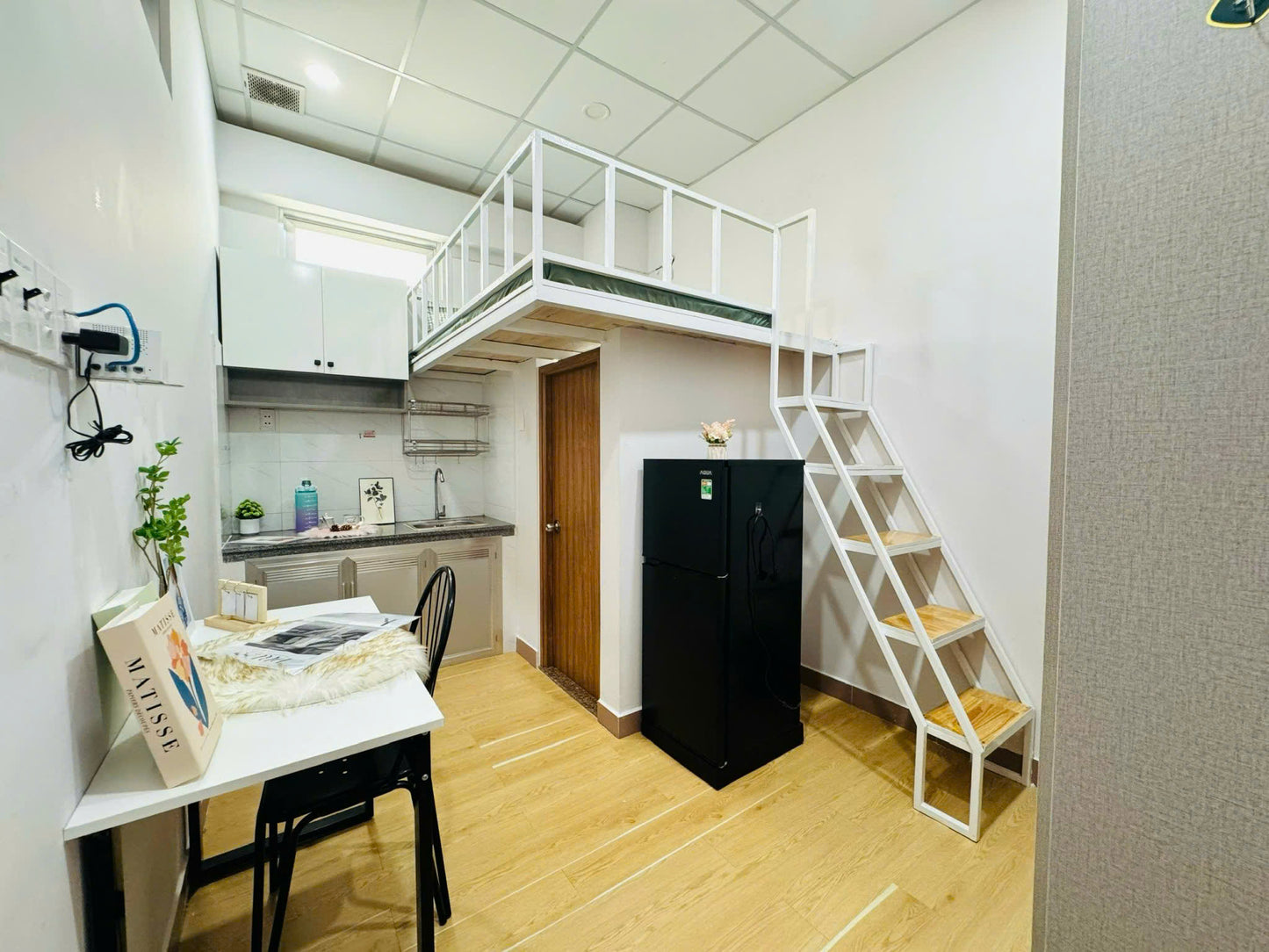 [004375]TMNDUPST-NM02