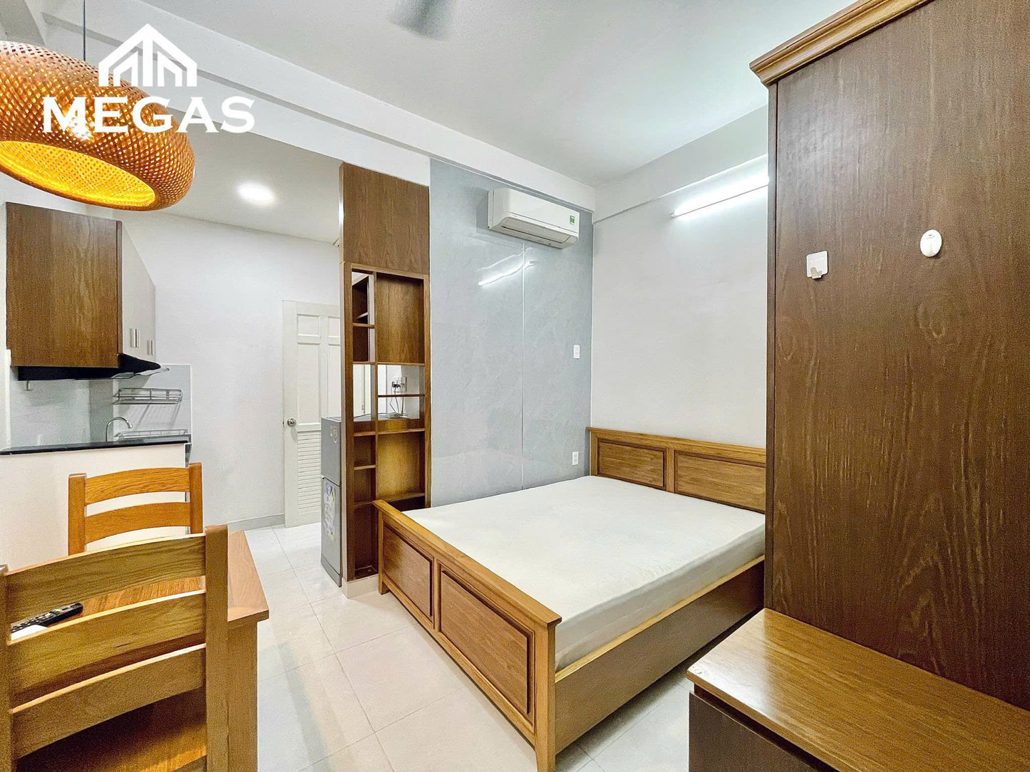 [006895]BDSTUST-NM02