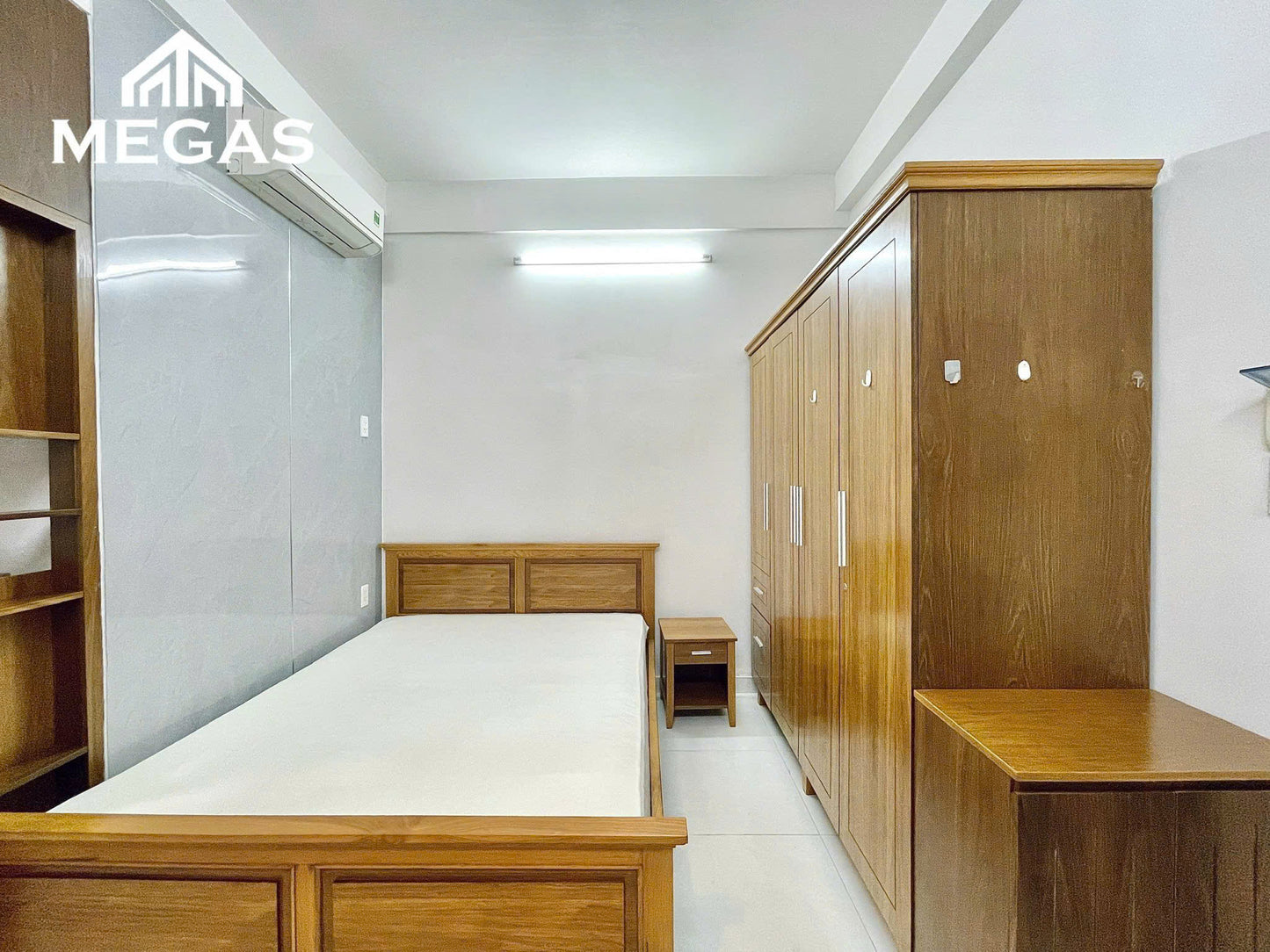 [006895]BDSTUST-NM02