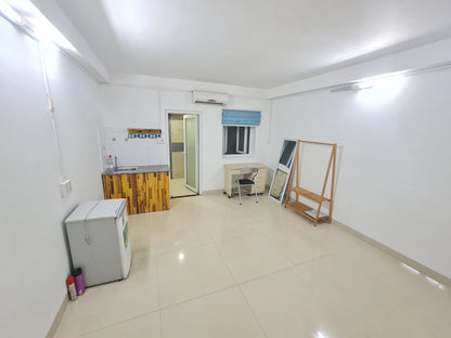 [005375]PVHSTUST-NM02