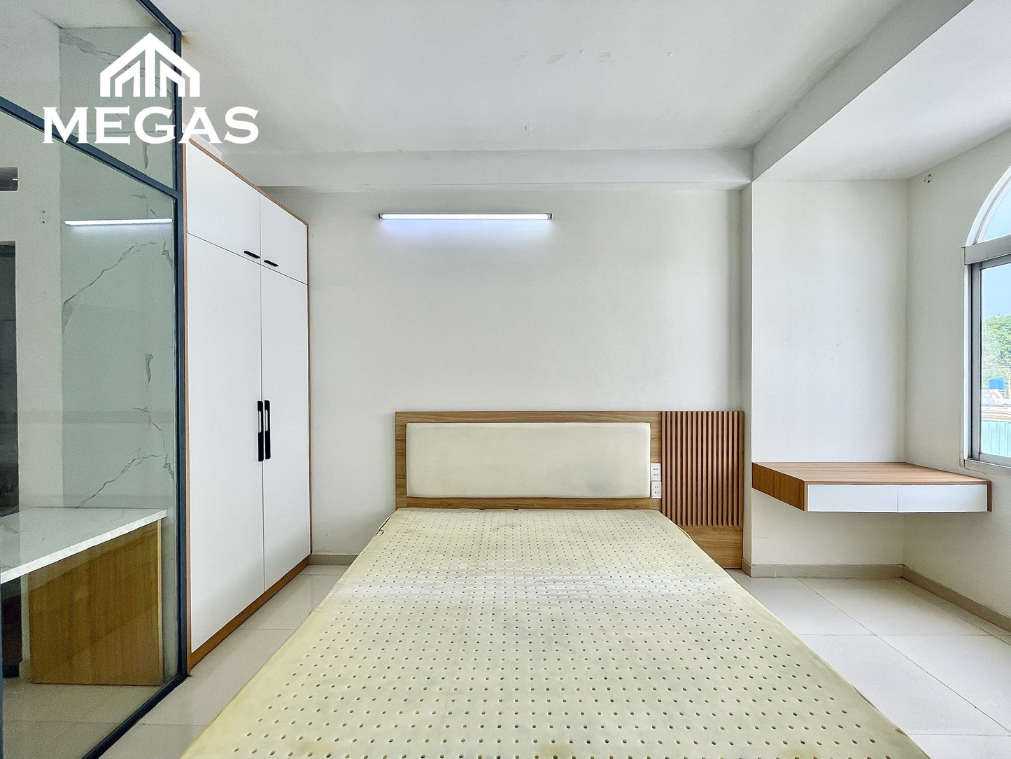 [007295]PVBSTUBC-NM01