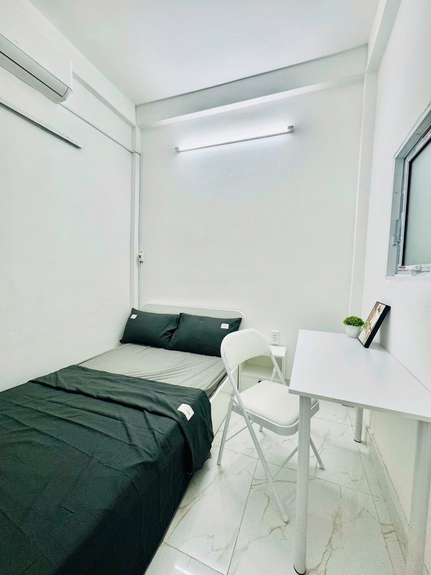 [005745]CMT82PNBC-LG01