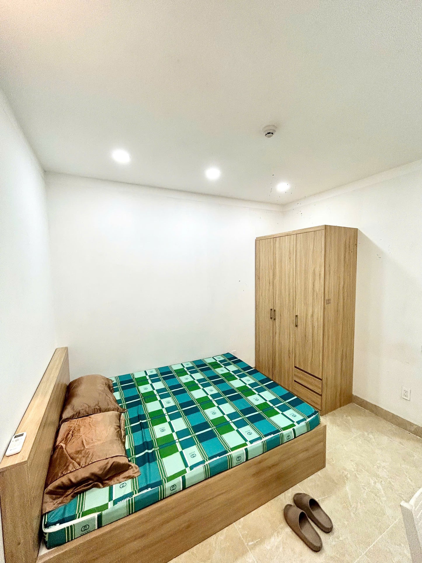 [005915]BGSTUST-NM01