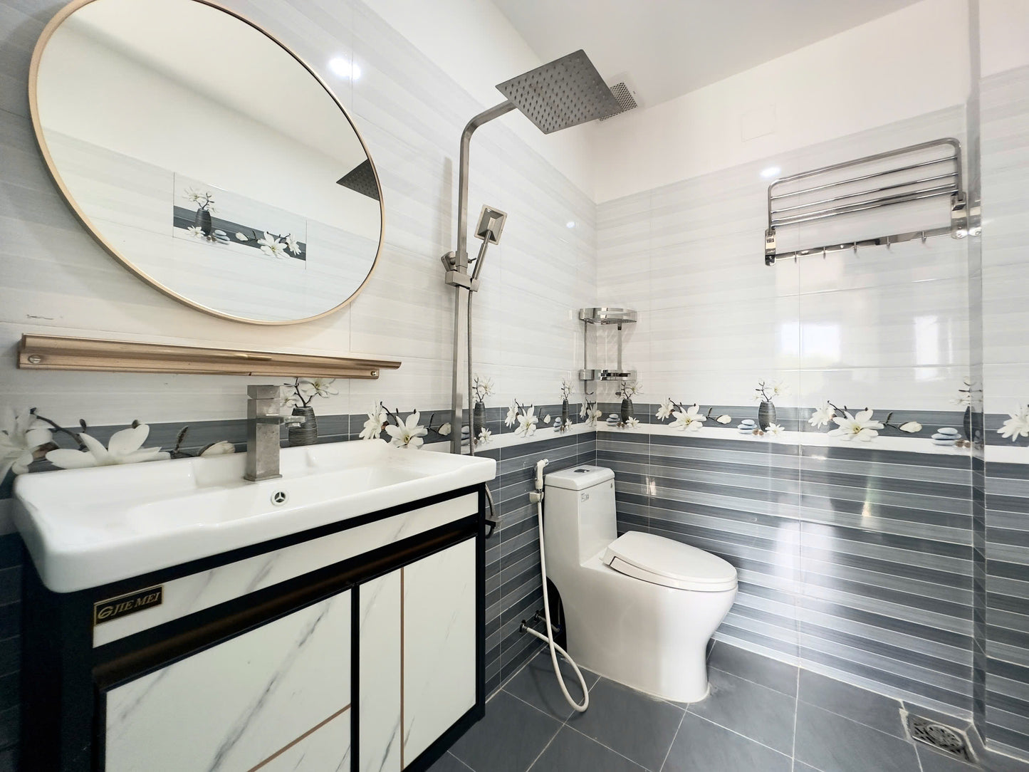 [005845]LTK3PNSK-LG02