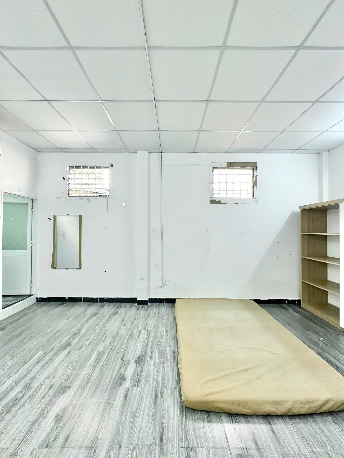 [006295]BCSTUST-LG04