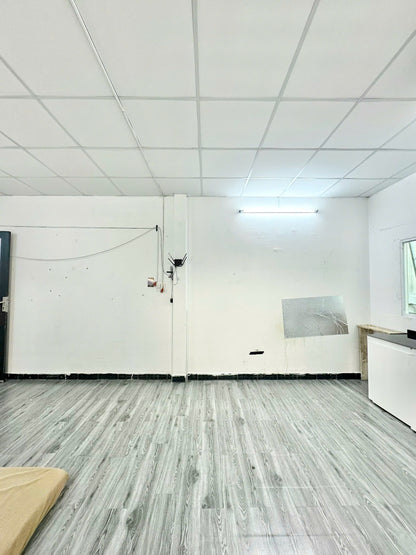 [006295]BCSTUST-LG04