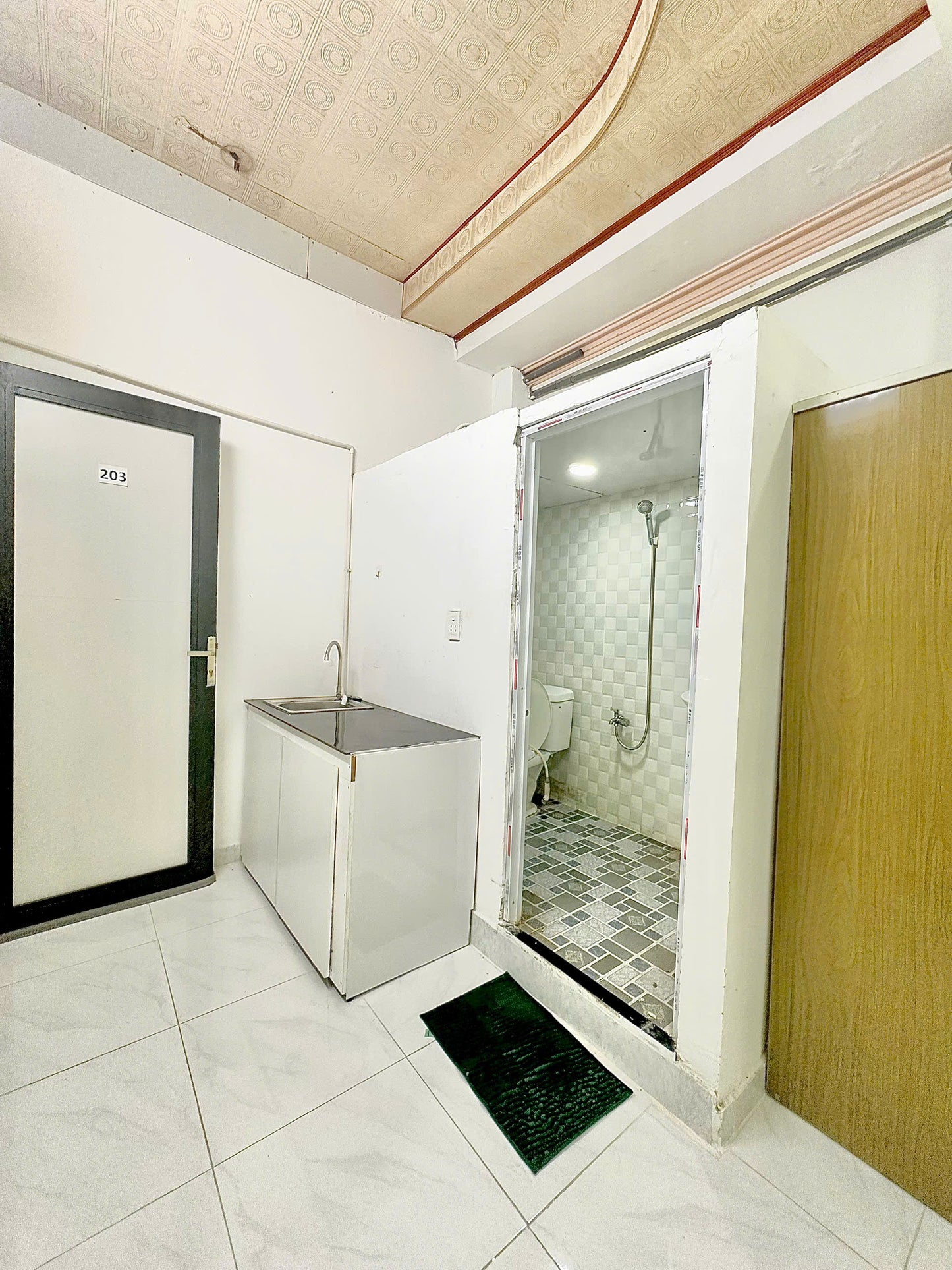 [006265]BCSTUST-NM01