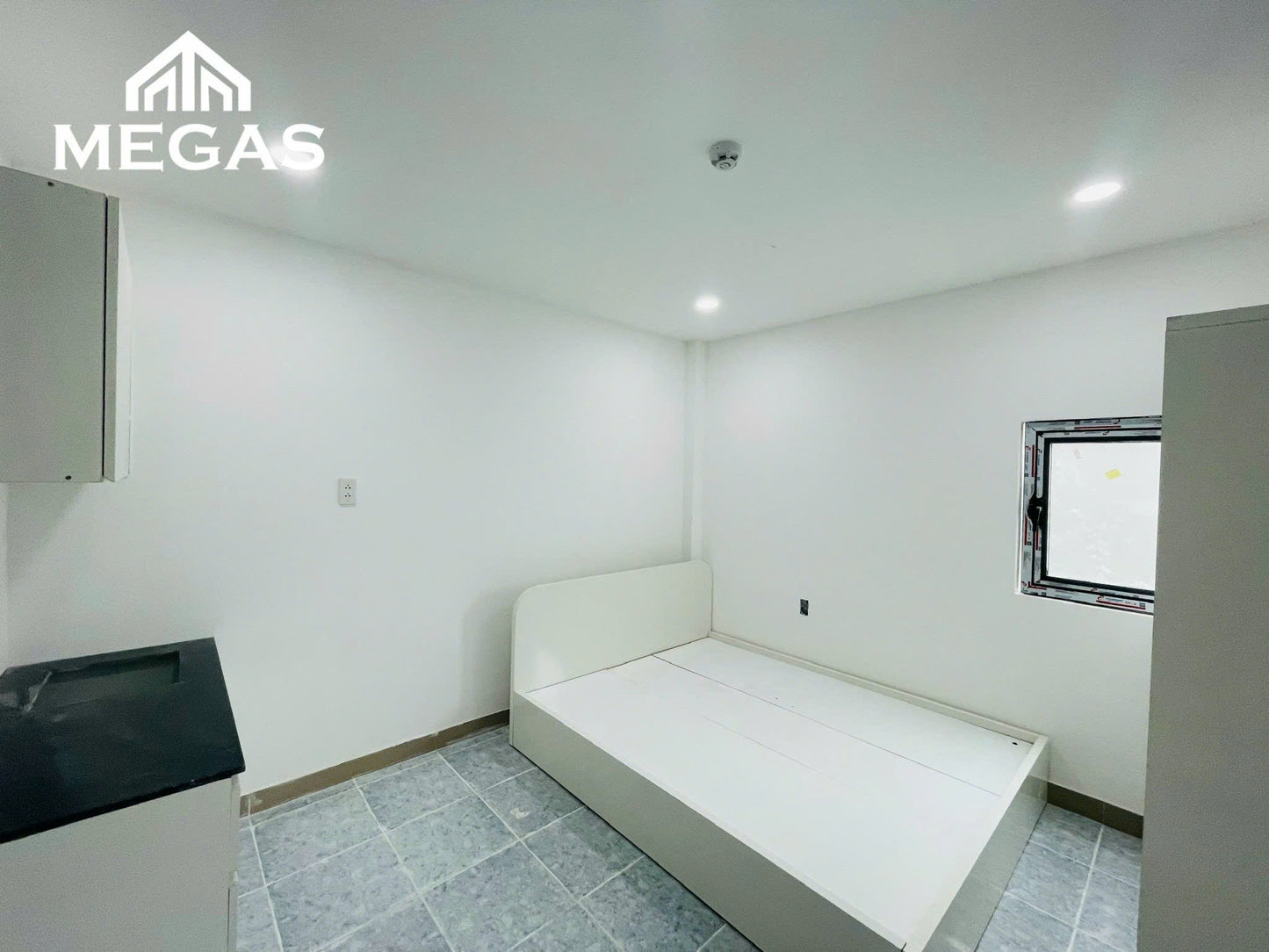 [006125]TVQSTUST-NM01