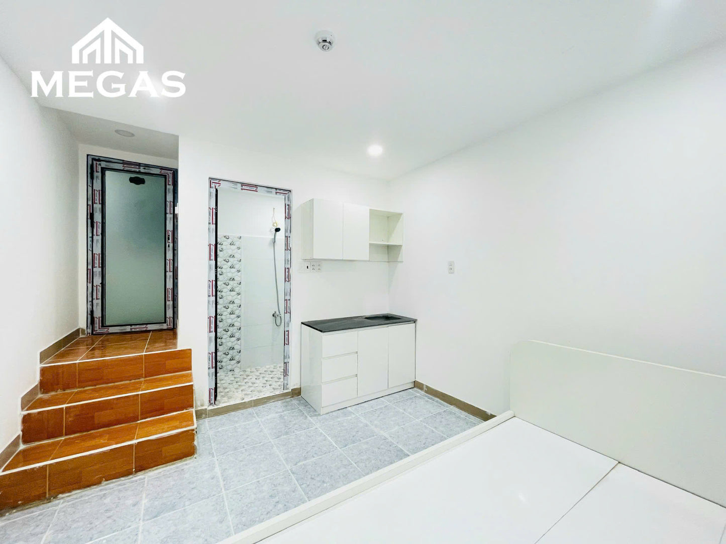 [006125]TVQSTUST-NM01