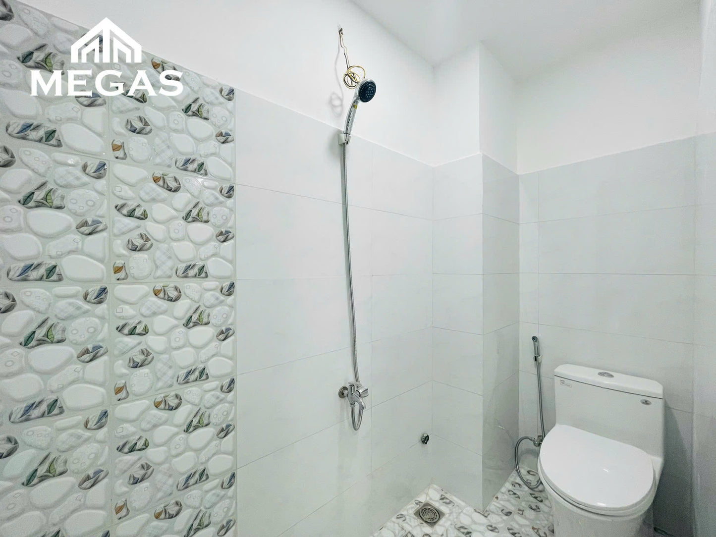 [006125]TVQSTUST-NM01