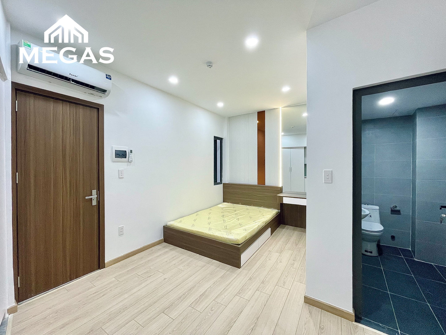 [006425]VTTSTUST-NM03