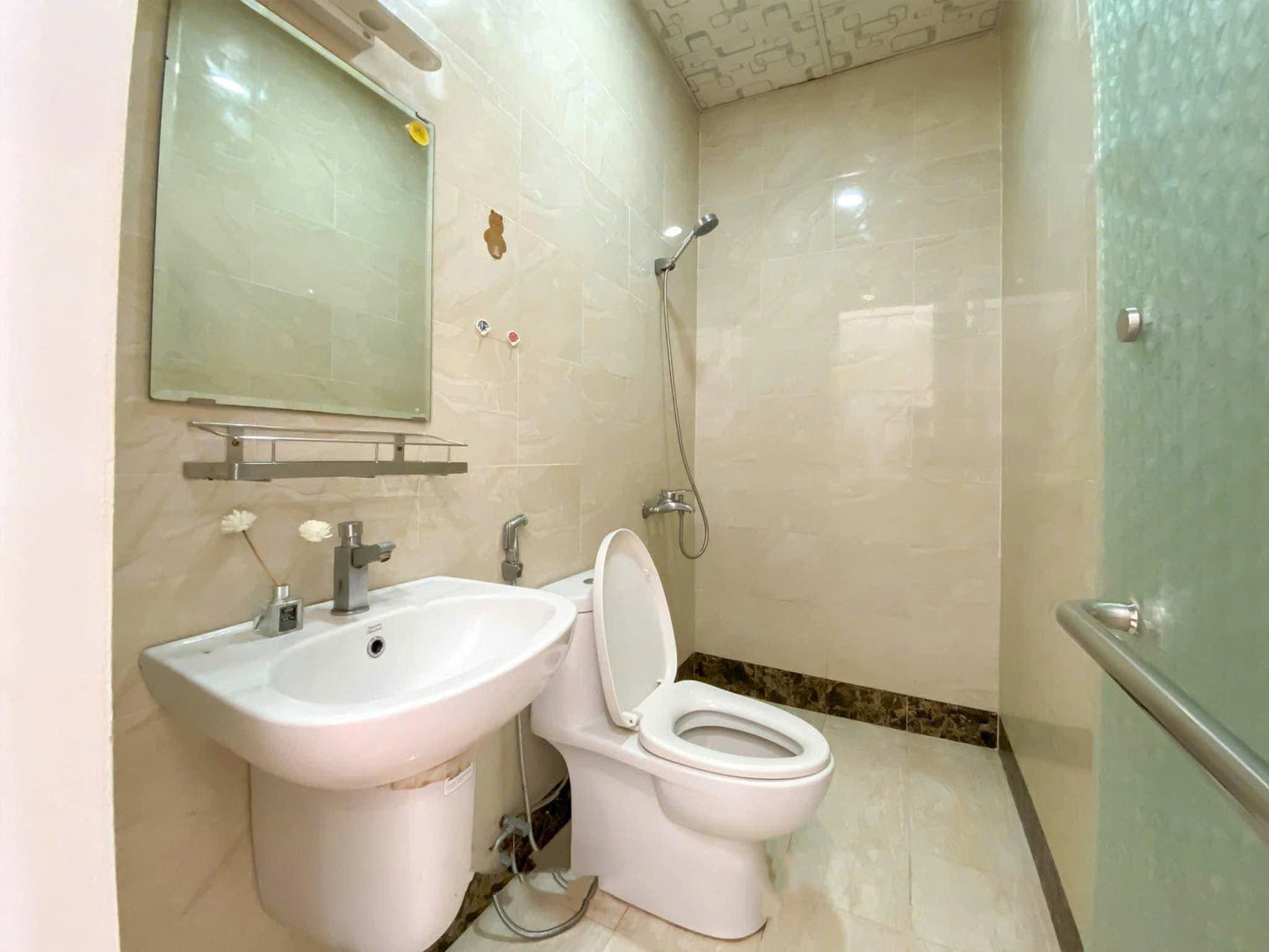 [006835]C18STUBC-NM01