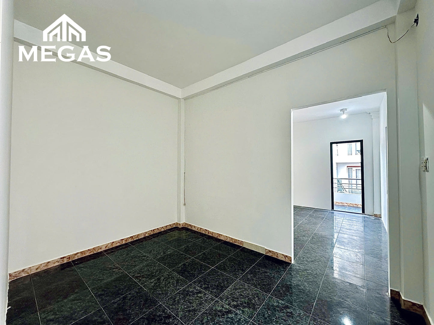 [007055]THSTUBC-NM01