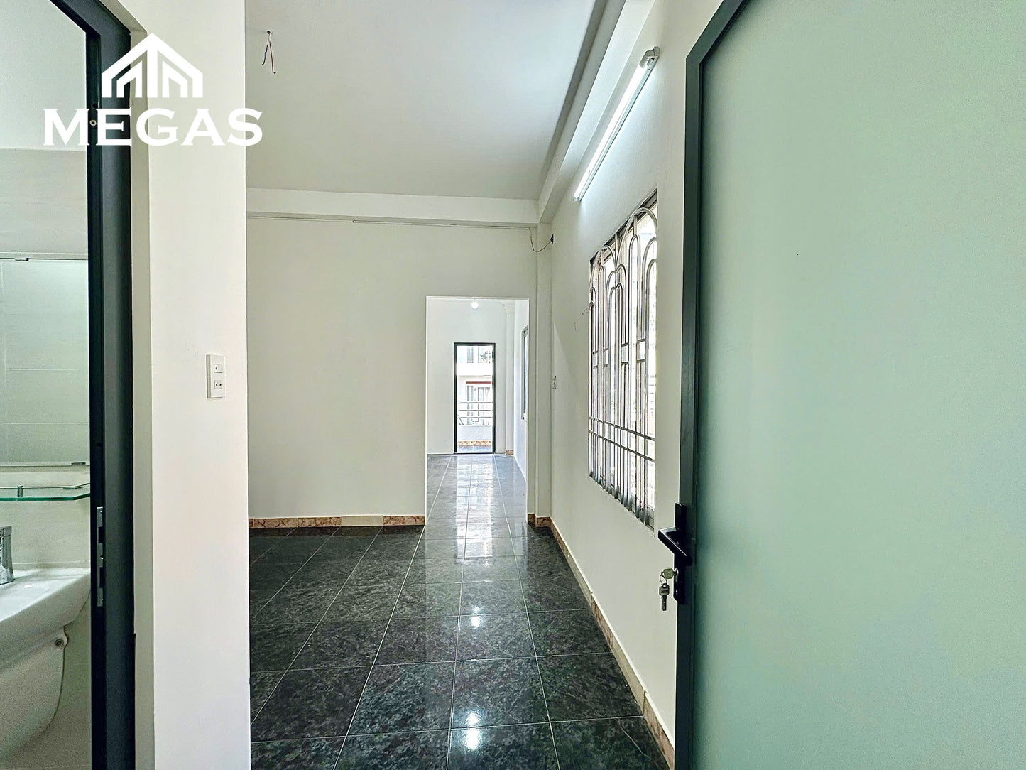 [007055]THSTUBC-NM01