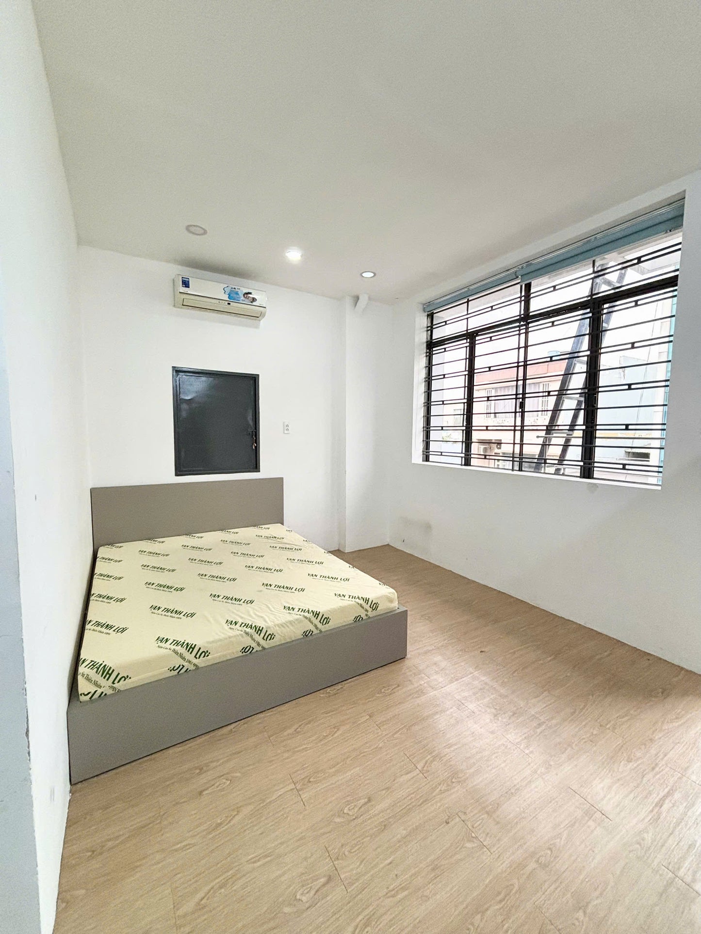 [007075]BGSTUBC-NM01