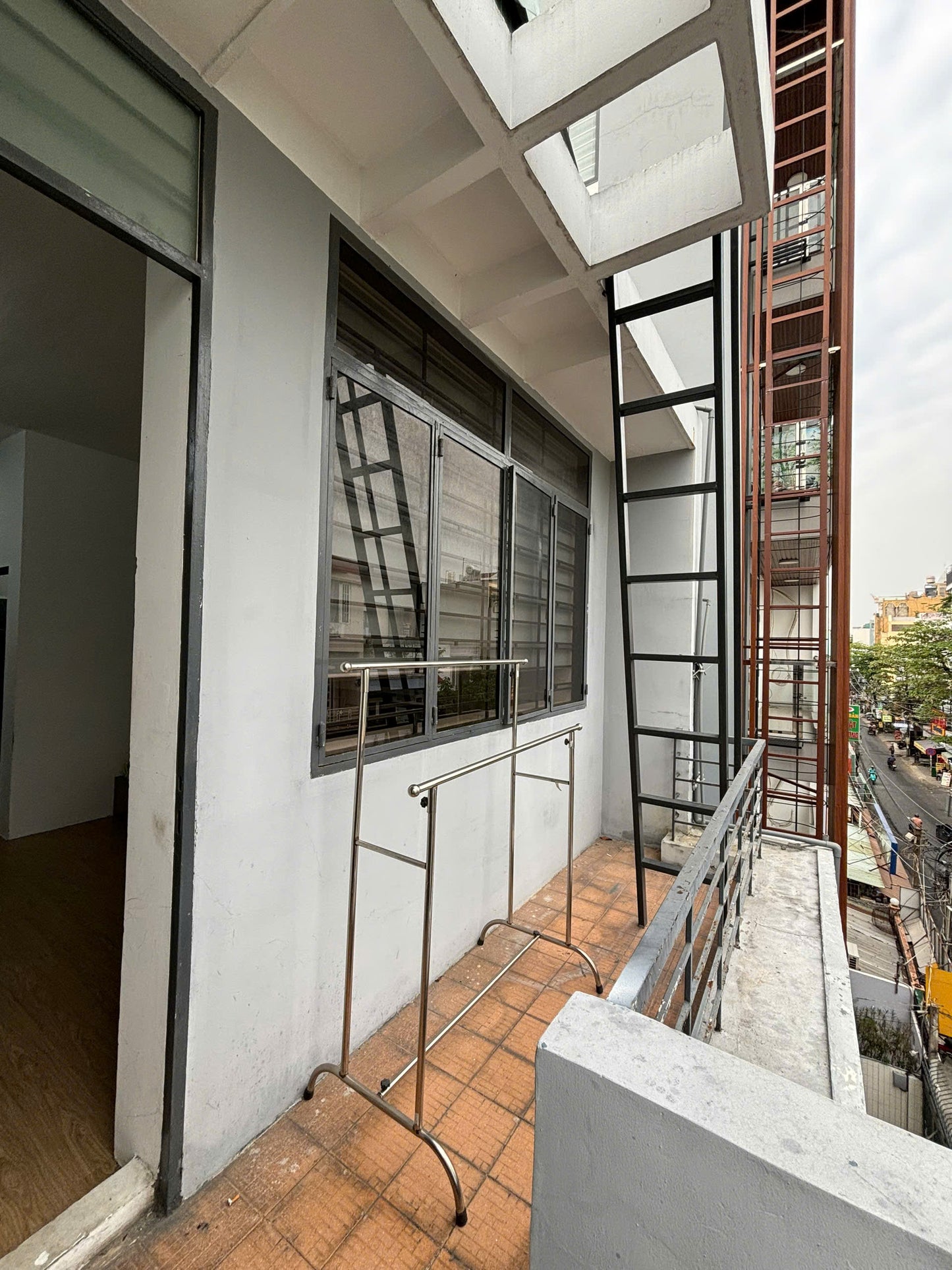 [007075]BGSTUBC-NM01