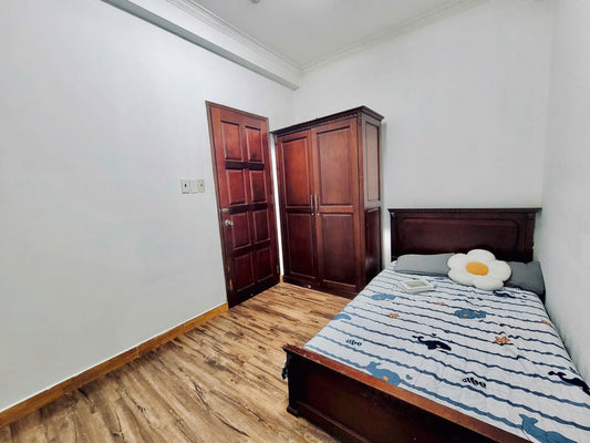 [008135]HVTSTUST-NM01