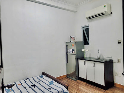 [008135]HVTSTUST-NM01