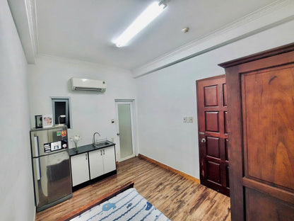 [008135]HVTSTUST-NM01