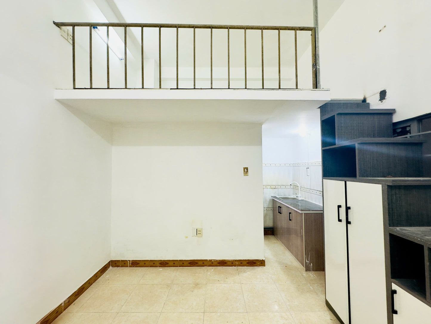 [007485]DC18DUPST-NM02