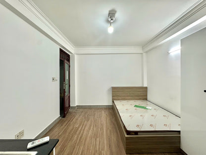 [008195]CHSTUST-NM01