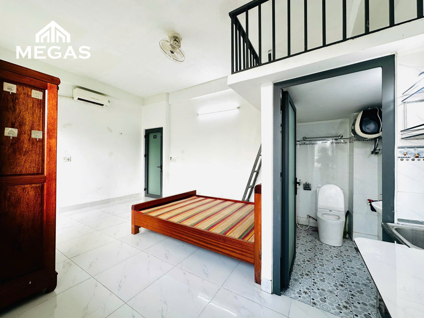 [008215]VCDUPBC-NM01