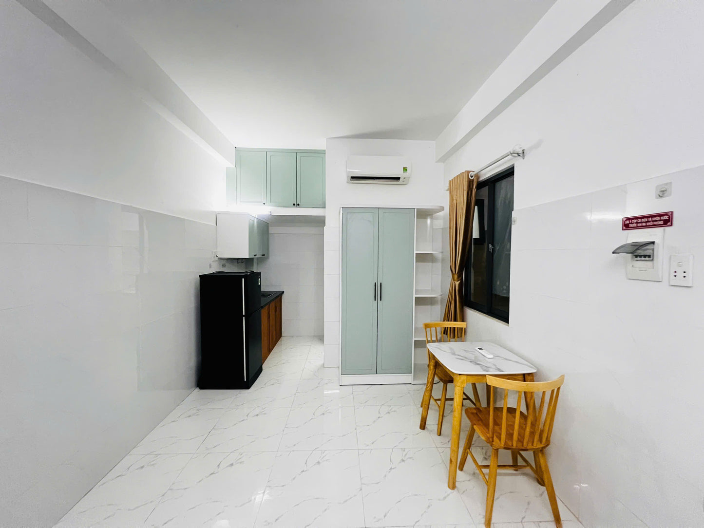 [009071]NTHSTUST-SM01