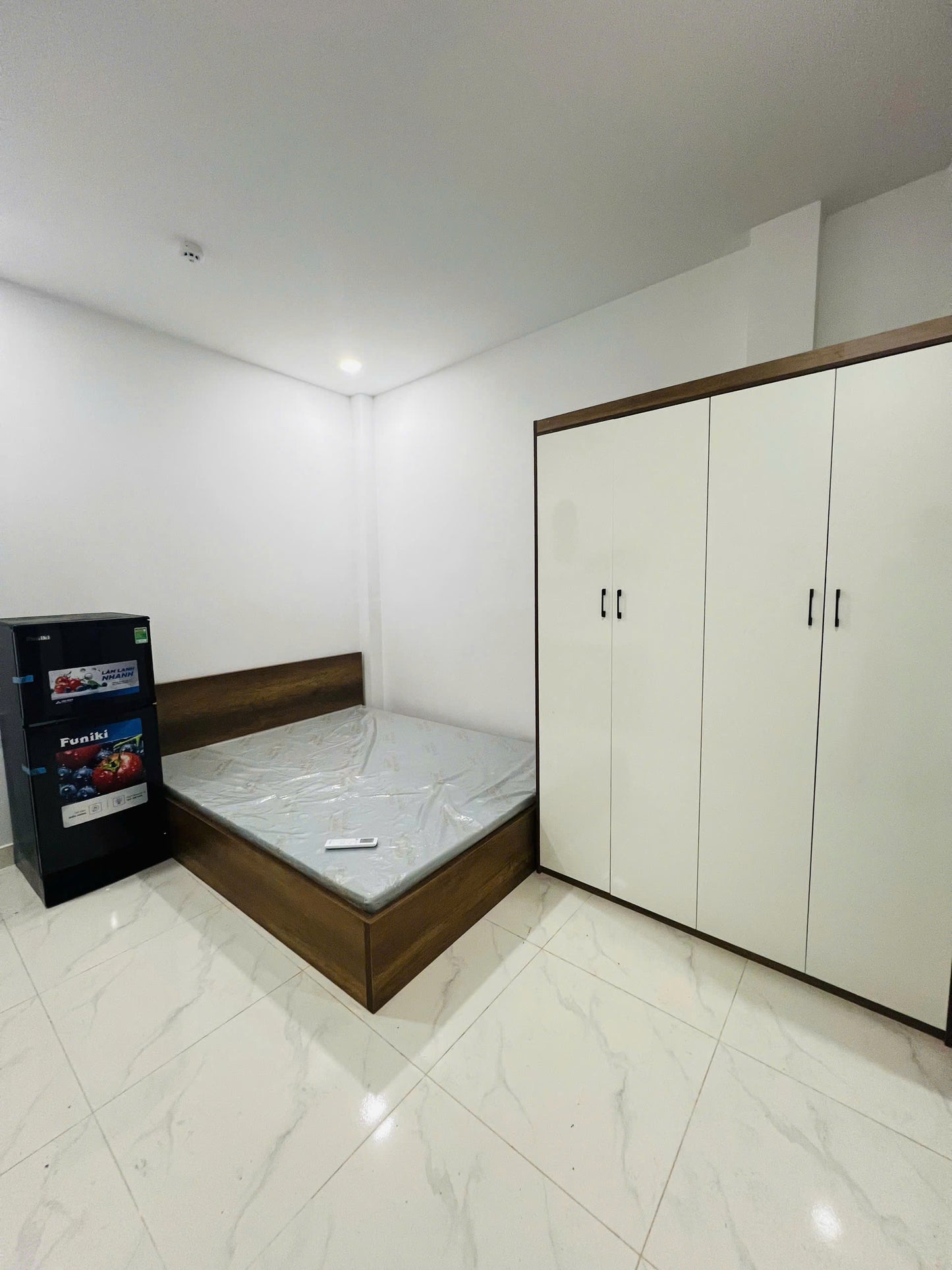 [007995]HNSTUST-NM01