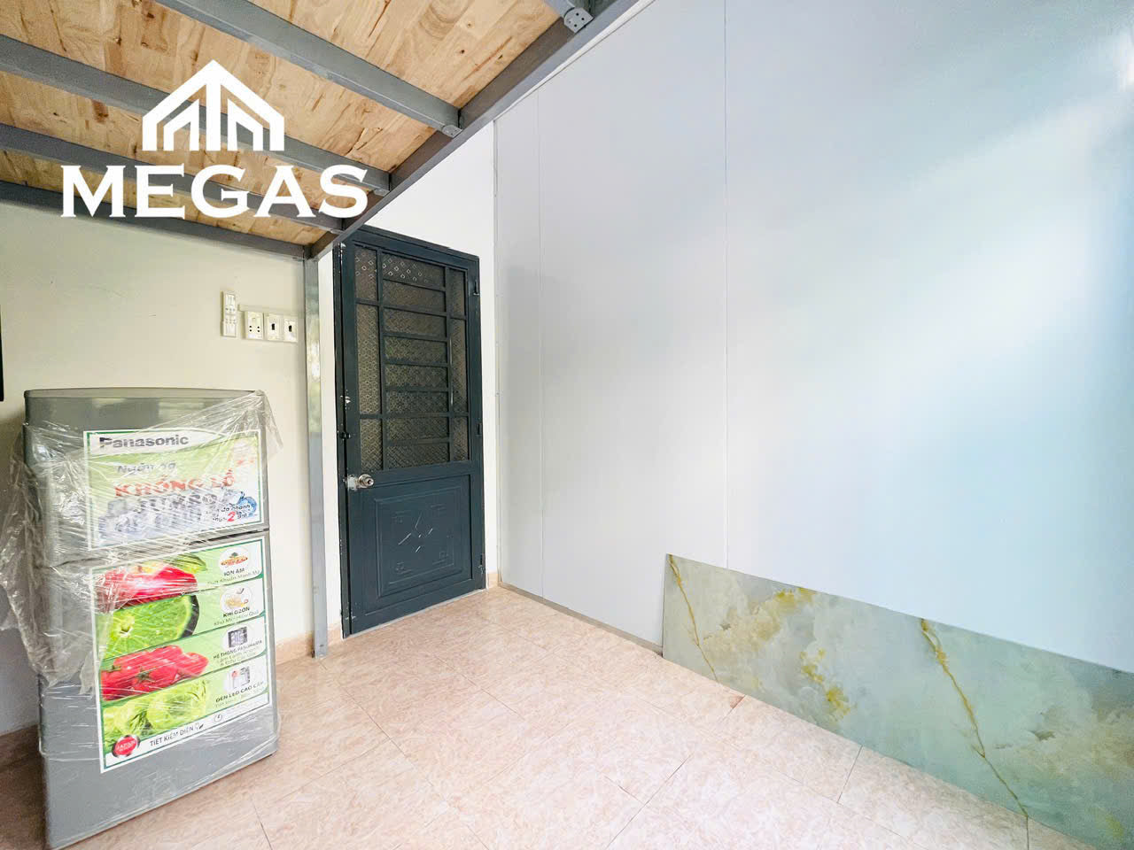 [009411]NVYDUPBC-SM02