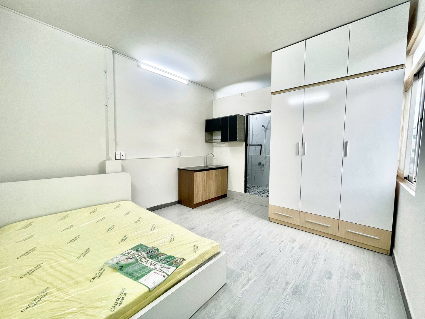 [008465]PVHSTUSK-NM01