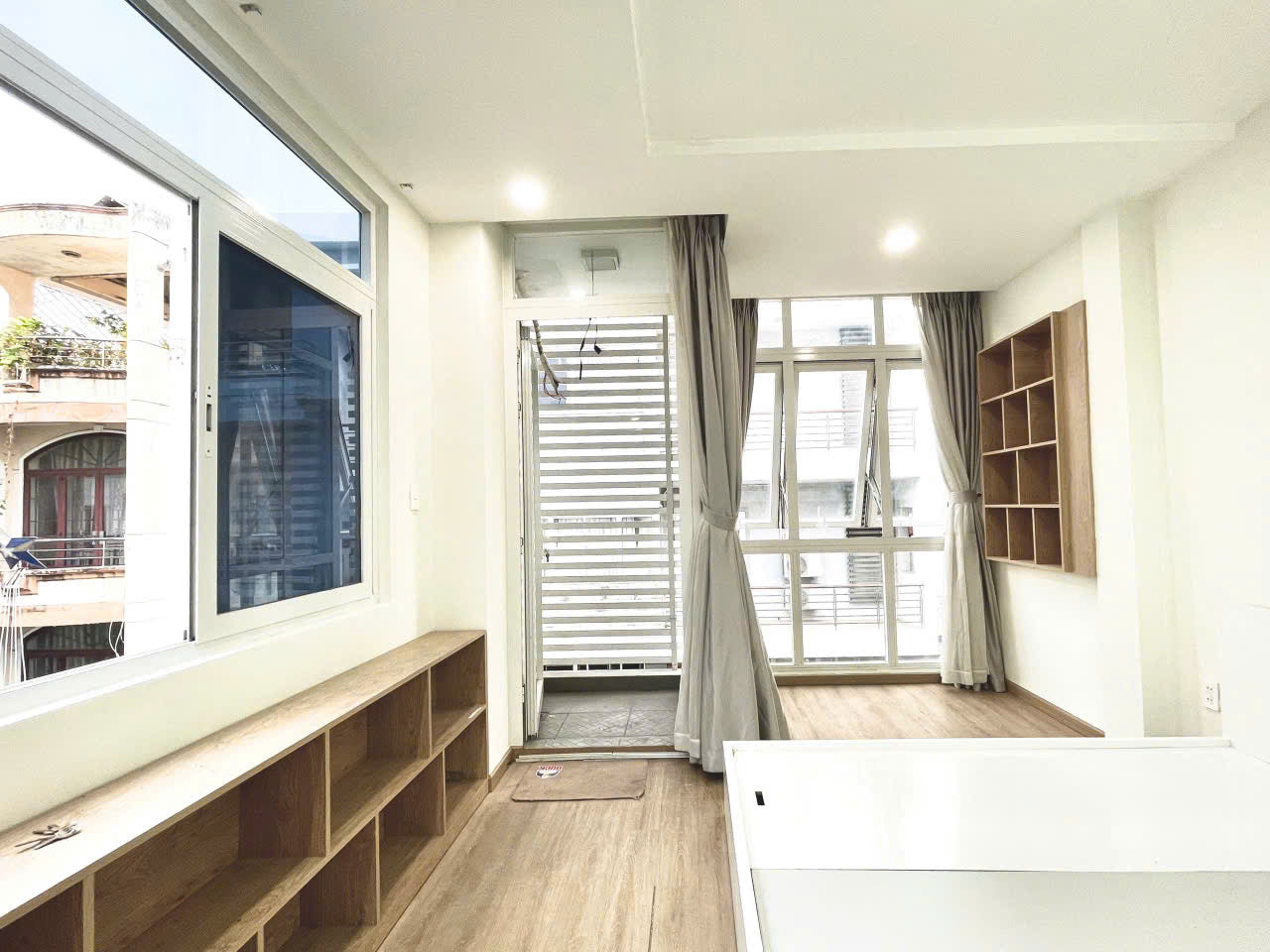 [008475]PVHSTUSK-NM02