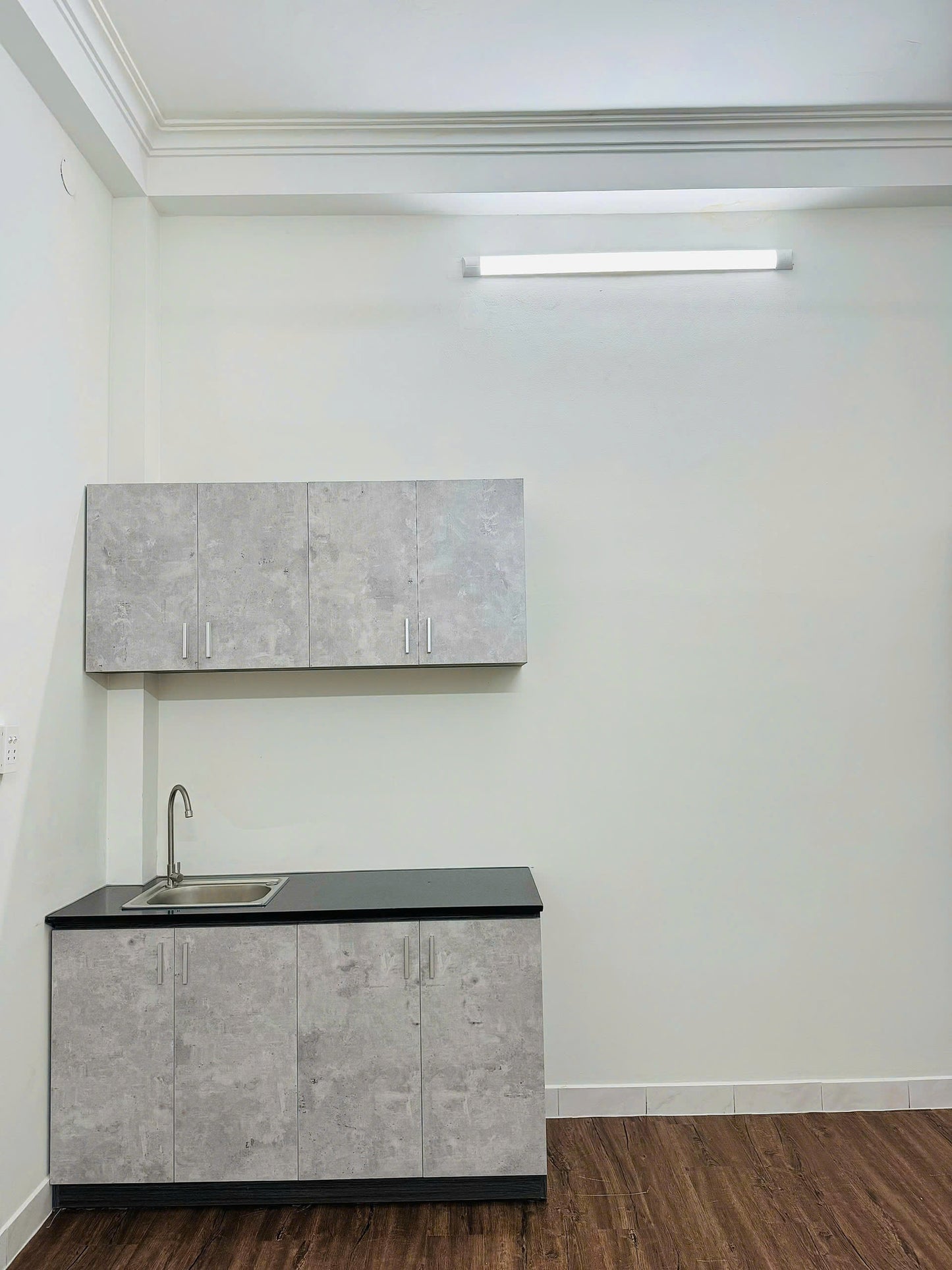 [008555]CLSTUST-NM01