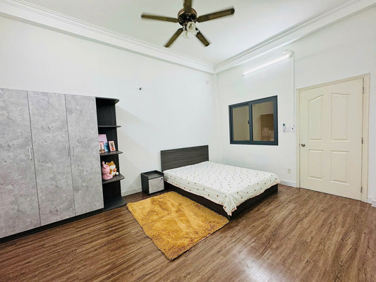 [008555]CLSTUST-NM01