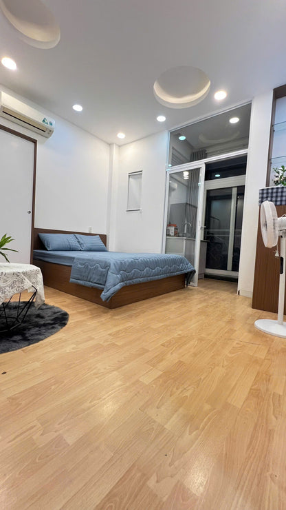 [008885]YTSTUBC-NM01