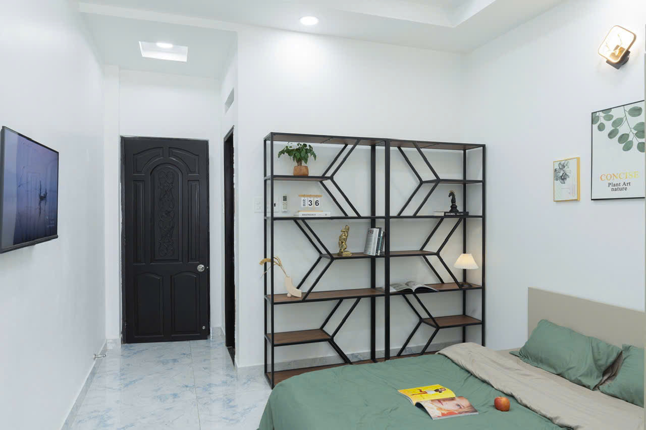 [008615]LLQSTUBC-NM01