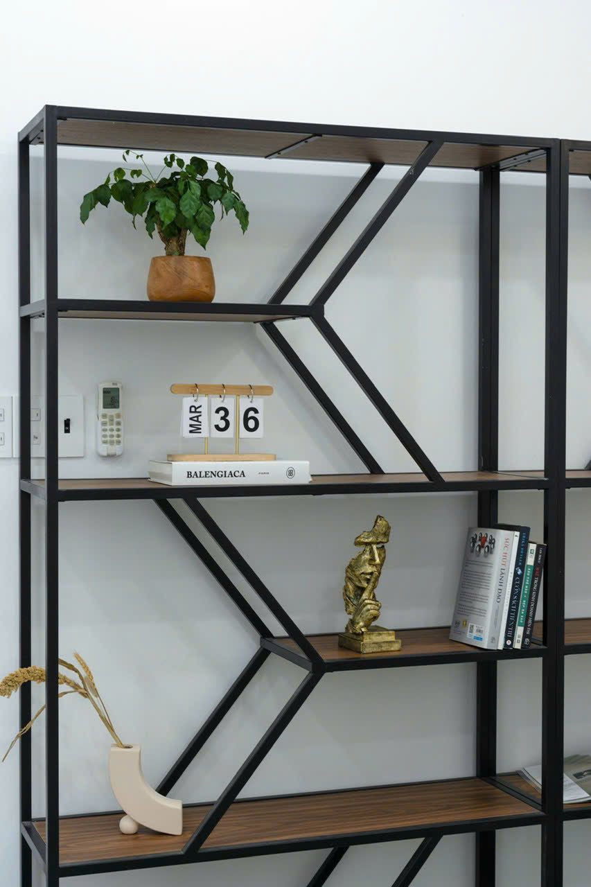 [008615]LLQSTUBC-NM01