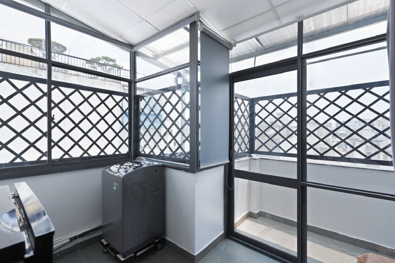 [008615]LLQSTUBC-NM01