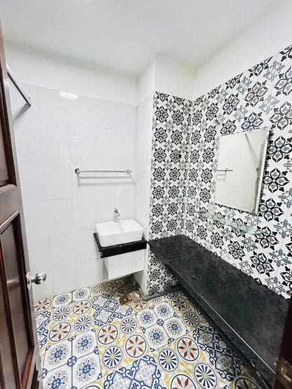 [008995]XHSTUST-NM01