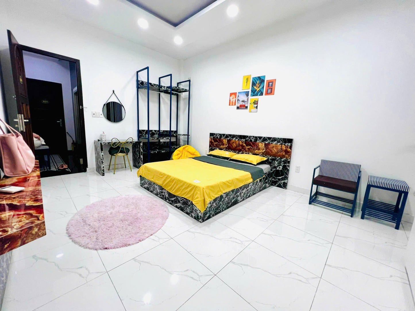 [008995]XHSTUST-NM01