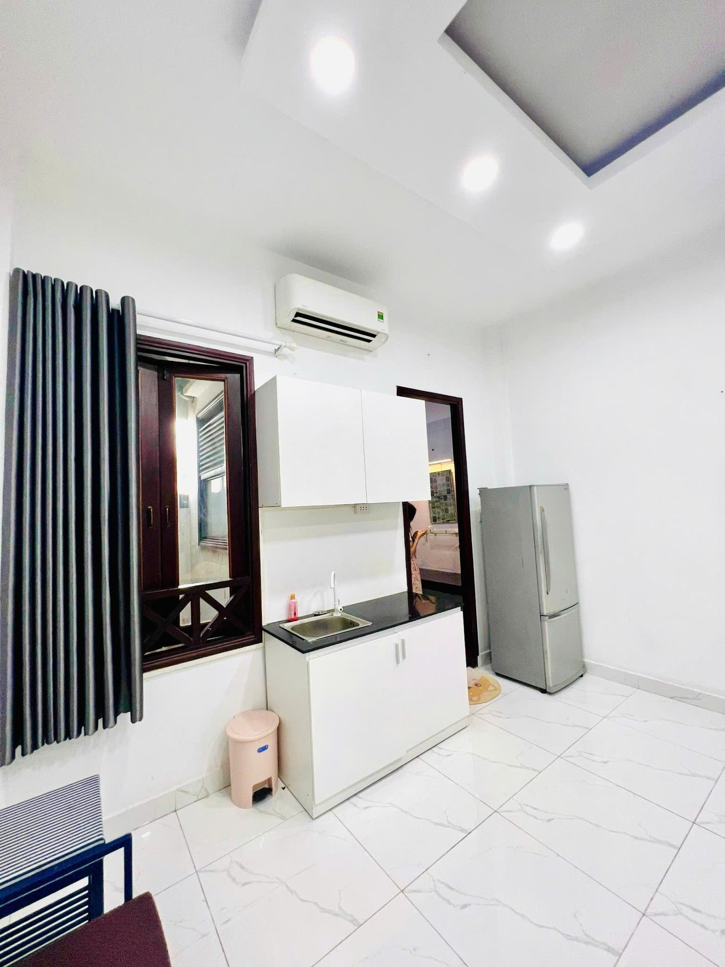 [008995]XHSTUST-NM01