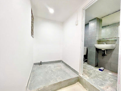 [008935]STSTUST-NM01