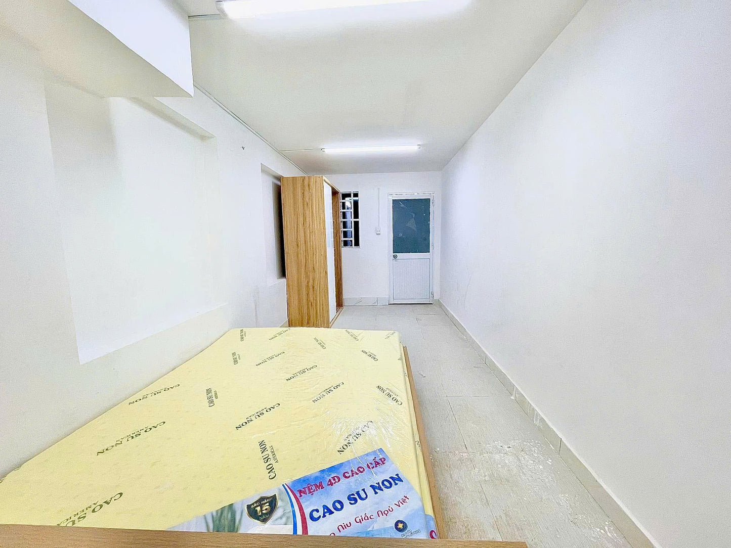 [008935]STSTUST-NM01